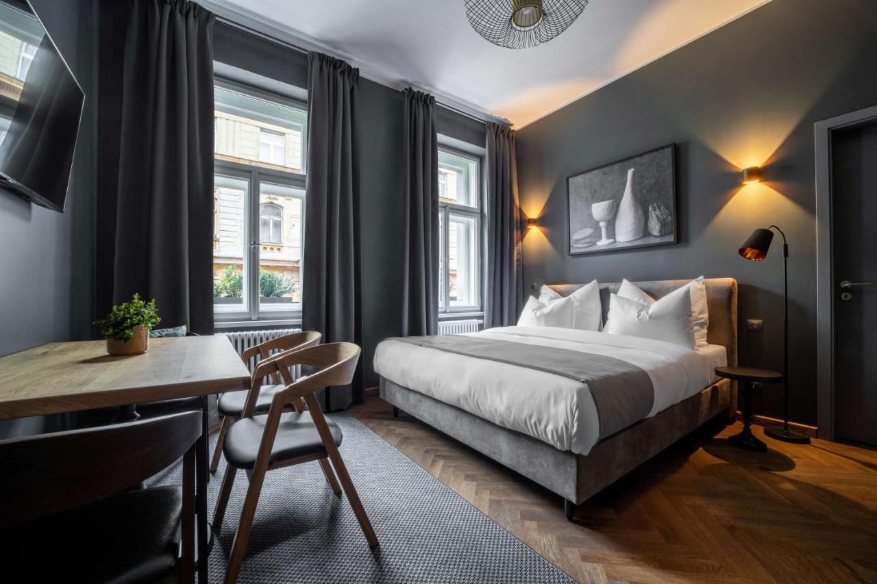 The Viaduct - Suites & More Prague Luaran gambar