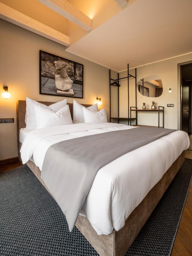 The Viaduct - Suites & More Prague Luaran gambar