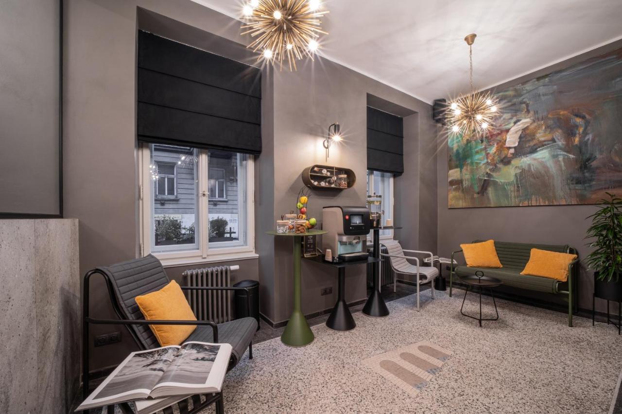 The Viaduct - Suites & More Prague Luaran gambar