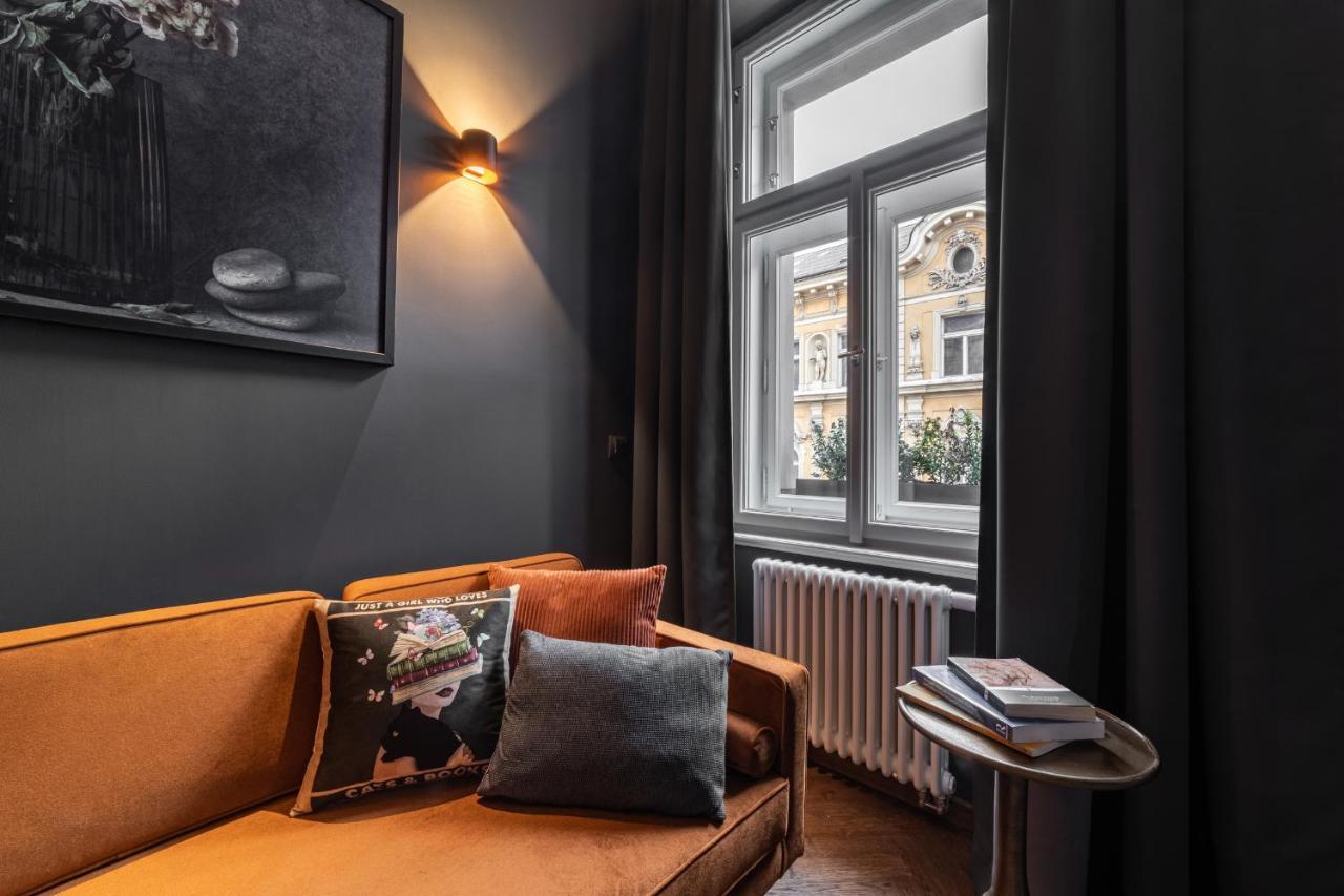 The Viaduct - Suites & More Prague Luaran gambar